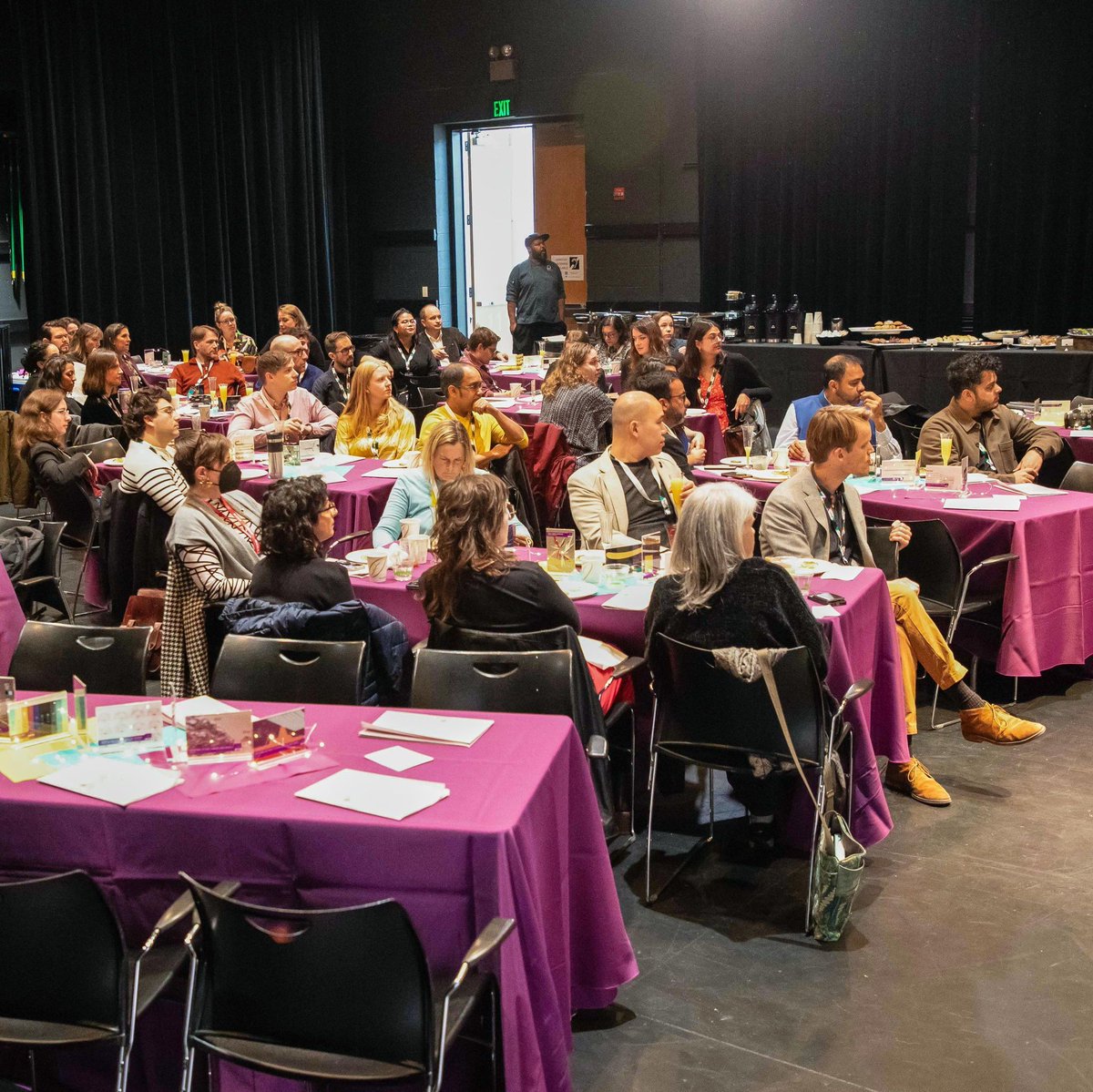 MacroSnaps's tweet image. Diving into the mesmerizing world of data, one pixel at a time. 
Macrohype Photography captures the essence of information through a lens of creativity.

#Photography #Macrohype #DataVisualizationSocietyConference #DVSConference