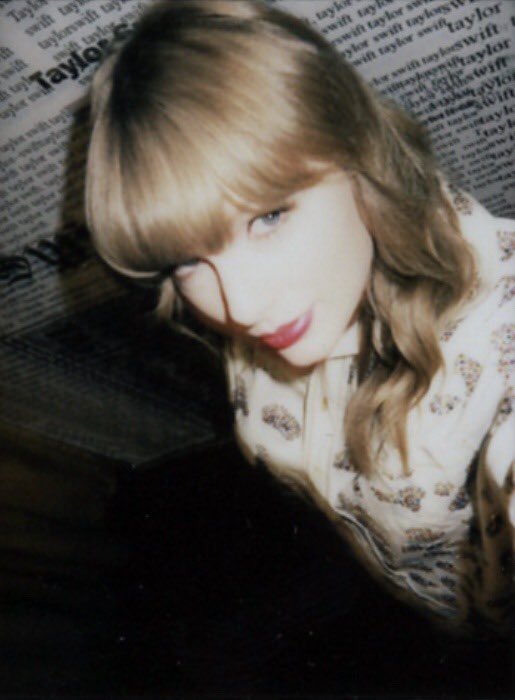 ellie_elizabet's tweet photo. π€#6YearsOfReputation https://t.co/iLHLvXU8bc