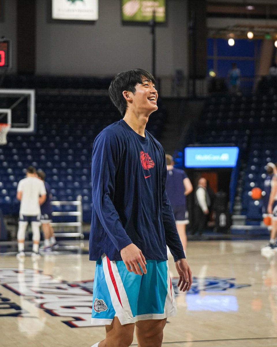 Your smile brightens up my day!🤍🫶

#yeojunseok 

📸 <a href="/ZagMBB/">Gonzaga Basketball</a>