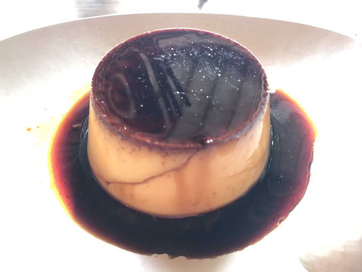 昨日もプリン
今日もプリン

穴場カフェのプリン
やっと食べられた!!😭
想像通りの理想な見た目と
想像以上に美味しくて泣いた

この後プリン成分を消費する為に
イノシシに怯えながら5kmほど山道を歩く🐗 