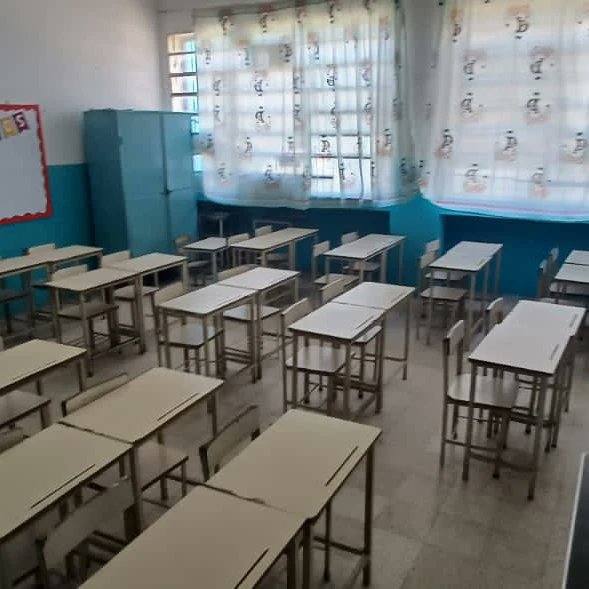 marys_orasma's tweet photo. #DATO | Gracias al Pdte @NicolasMaduro , se hizo la entrega de las instituciones educativas EEIB y EEP Juan Bautista Este y LB Pedro Camejo rehabilitada por las Bricomiles del 1X10 del buen Gobierno @_LaAvanzadora @eduardopiate2 @MPPEDUCACION  @info_mppe @dcabellor https://t.co/2ZAJWDyPnW