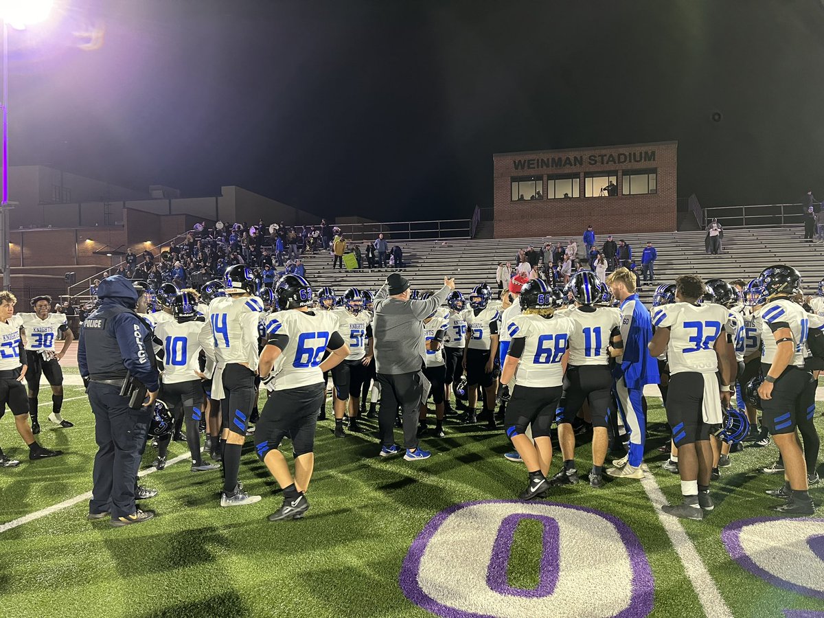 Proud of these <a href="/CHSKnightsFB/">Centennial Football</a> players and coaches. 🖤💙
