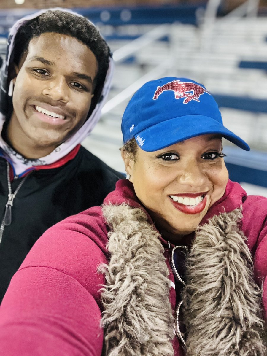 “When opportunity presents itself, don’t be afraid to go after it.”
— Eddie Kennison
Always ready to see the game at the next level. Got to see it with Mike. Good times. I’m so ready #d1 #d2 @d3 <a href="/LTBlazerRecruit/">Lebanon Trail Blazer Football Recruits</a> @rhetlashlee #PonyUpDallas WE GOT DAWGS TOO