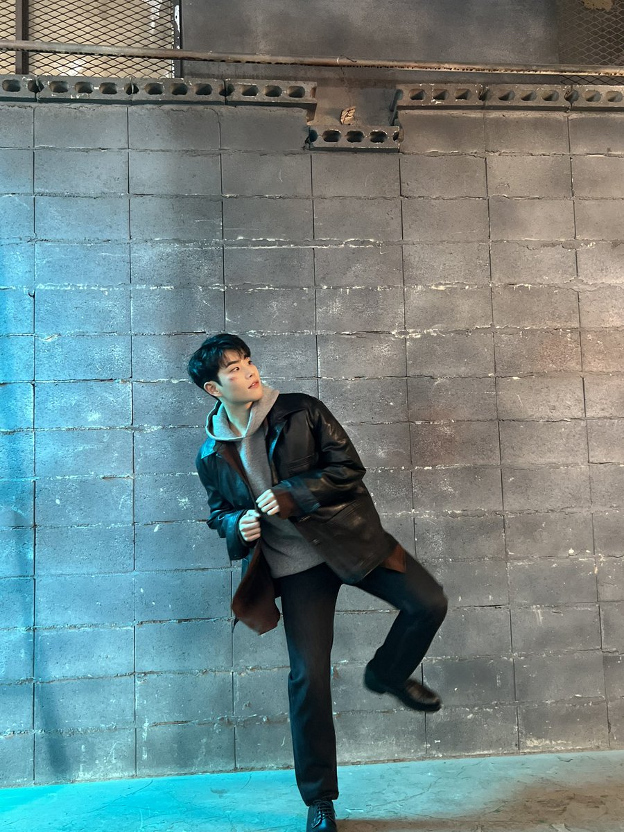offclASTRO's tweet photo. 다덤벼!! 얍얍얍
글쓴이 엠민우
#겨울나그네 https://t.co/A9KeHa3pZC