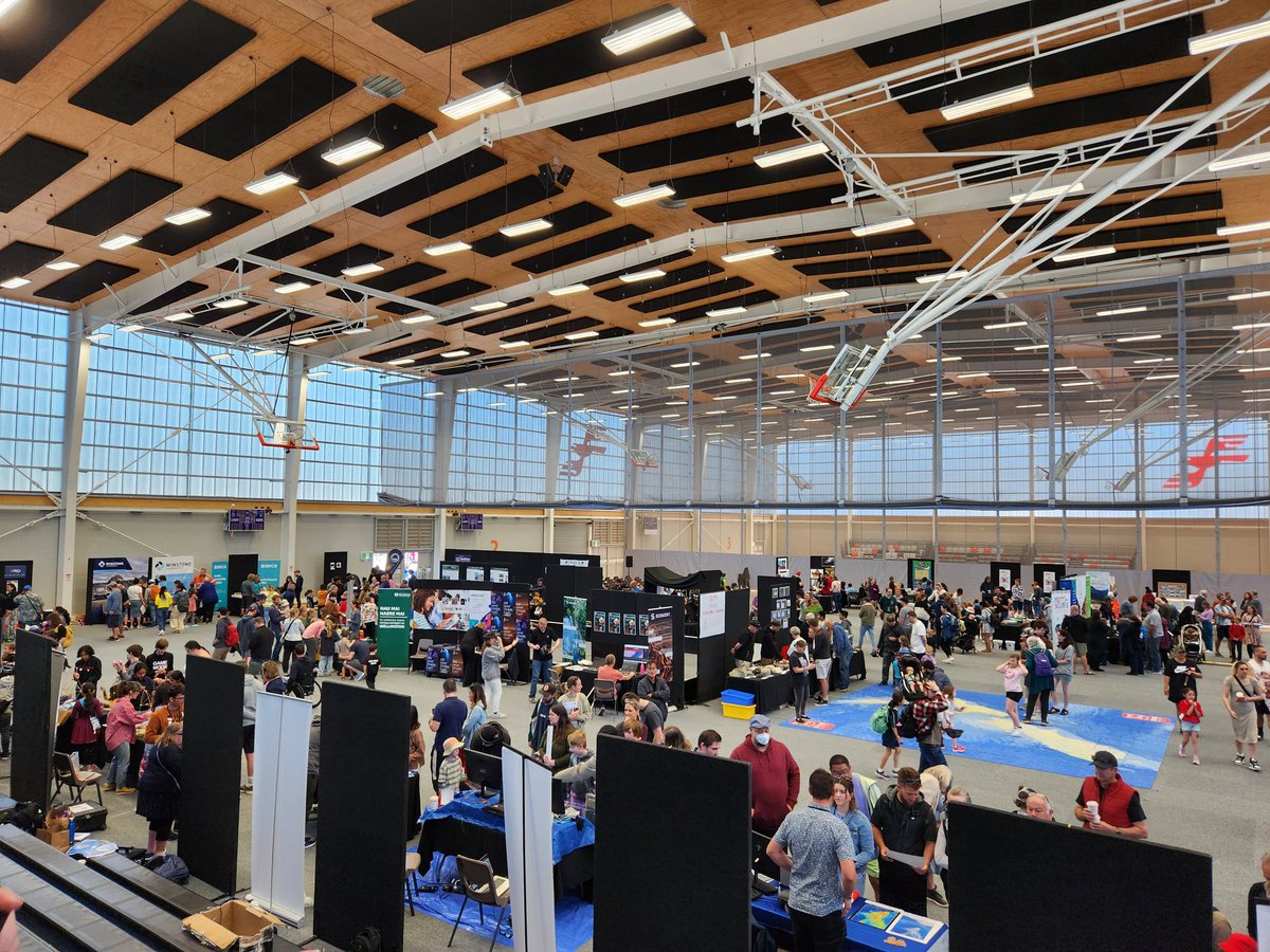 GeoscienceNZ's tweet image. Wow! The first ever Earthfest has been an AMAZING success!!