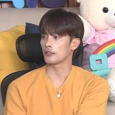 Natamarsol's tweet photo. #SungHoon también ha participado en muchos realities y programas. Mis favoritos son #CarefreeTravelersdonde entendí que es mejor comprarle ropa de marca que comida y #LiveAlone donde lo conocí mejor. Por ejemplo la conmovedora historia con su perrita #YangHee https://t.co/NHWyWplga5