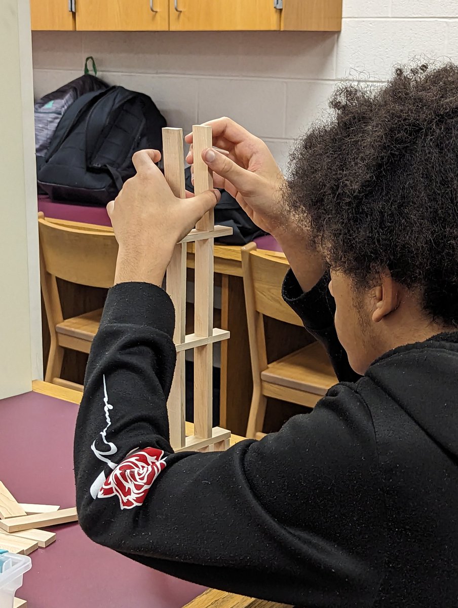Hayfield SS Library (@hayfieldlibrary) on Twitter photo It's been a busy week in the library! English 10 starting guided-inquiry research projects, MS AVID setting goals, Algebra 1 building community in the Maker Lab, dinosaur hunting for Dino-vember, and so much more. We ❤️ supporting our Hawks! @FCPSHayfieldSS <a href="/FCPS_LIS/">FCPS Library Program</a> It's been a busy week in the library! English 10 starting guided-inquiry research projects, MS AVID setting goals, Algebra 1 building community in the Maker Lab, dinosaur hunting for Dino-vember, and so much more. We ❤️ supporting our Hawks! @FCPSHayfieldSS <a href="/FCPS_LIS/">FCPS Library Program</a>