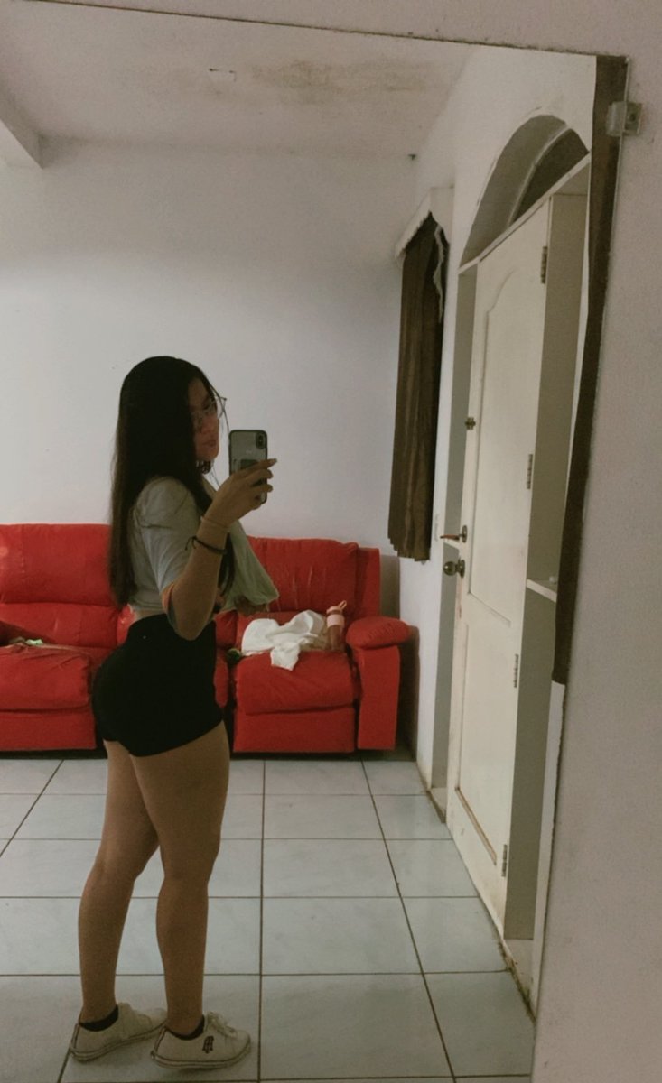 cdvf1212's tweet photo. Ese cuerpo es perfecto dime quién fue el arquitecto 😜 https://t.co/kkvNnAJIoT