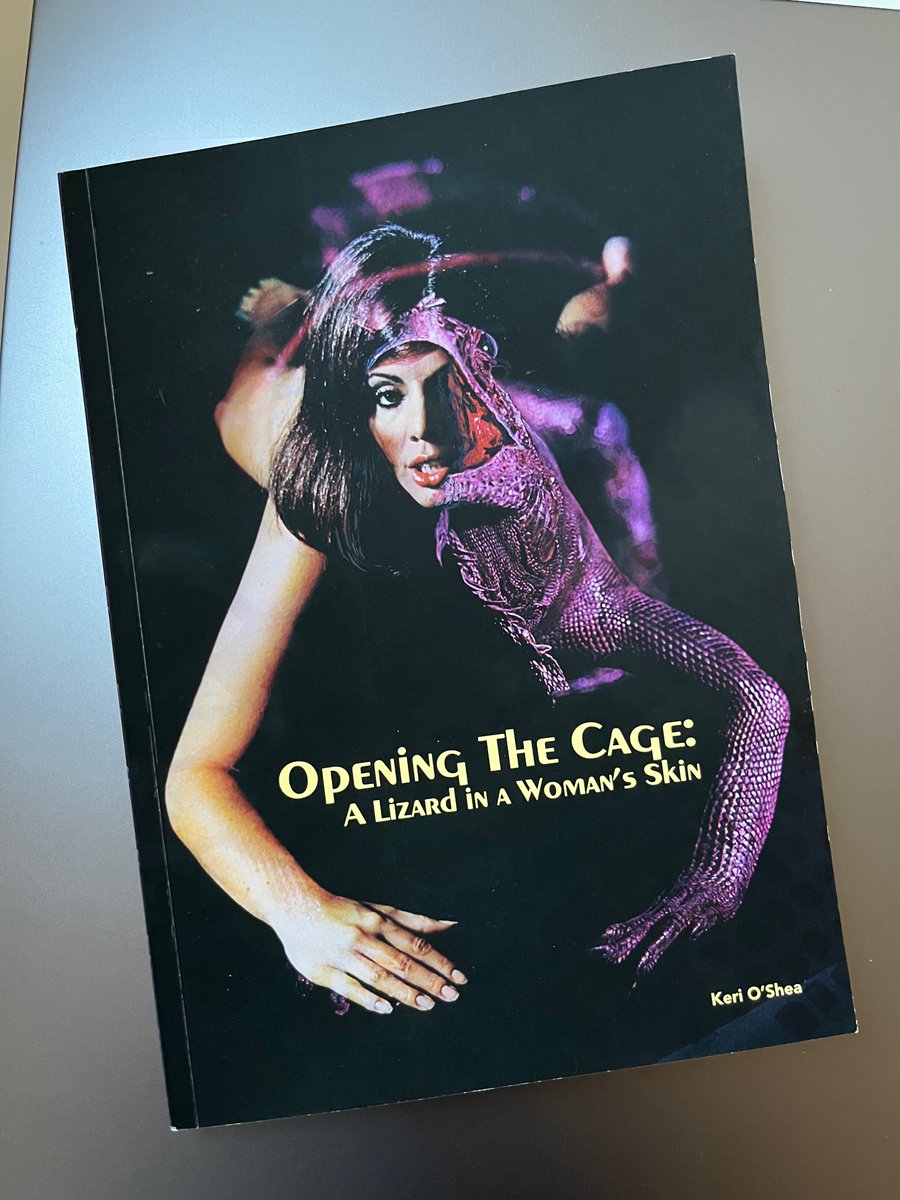 I can't recommend @WarpedPersp's book on A Lizard in a Woman's Skin highly enough. A thoroughly engrossing deep dive into my favourite Fulci that dissects not just the film but the sociocultural backdrop from which it emerged. Absolutely stellar!