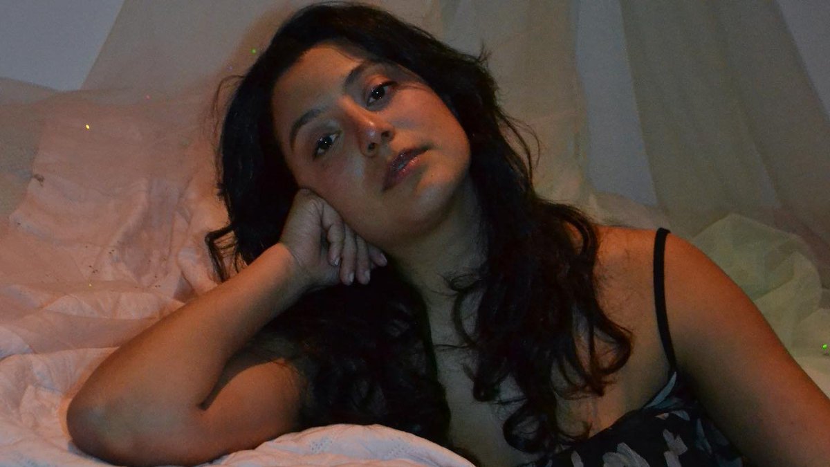 Arianna Brizzi's <a href="/arianna_brizzi/">Ari</a> latest track, "Daddy Issues," is a refreshing and powerful addition to her musical repertoire.
brokencolor.co/arianna-brizzi…