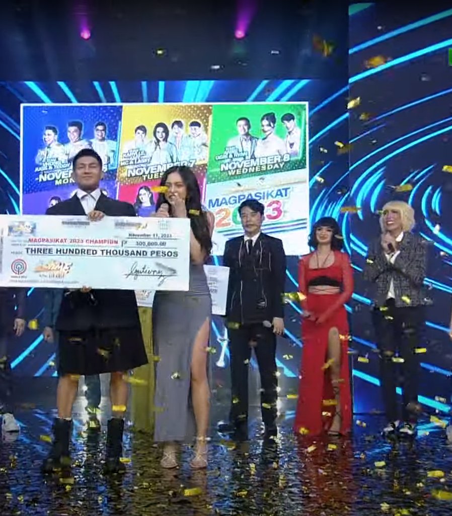 benignostuy's tweet photo. Ion once proved to all the people that they were wrong about their complaints against him. He showcased. He stood up. God made all of this, dahil sa sobrang bait ng tao na ito. Hindi marunong magalit, mabait at mapagmahal na tao. You deserve this, Noi! 🥹

#IonPerez | Ion Perez https://t.co/W81iPvFTsH