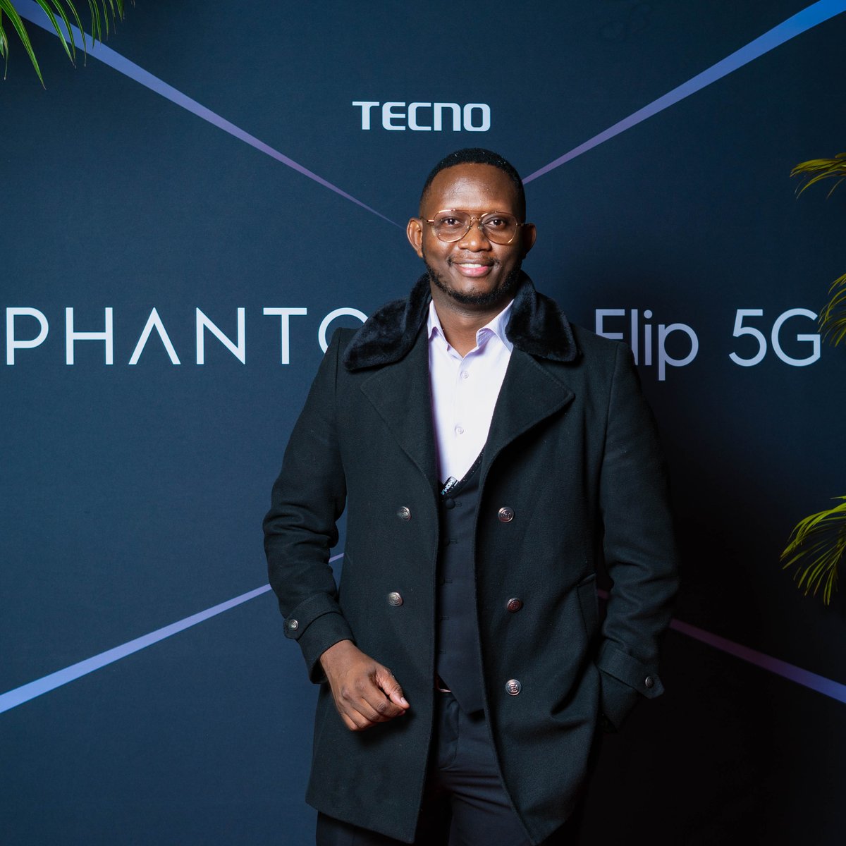 TECNOMobile254's tweet photo. Double the impact, double the style! π· Thrilled to have Patricia Wangechi Kihoro as our fashion influencer and Daddie Marto as our tech guru. Together, they're about to take you on a journey where fashion and tech collide.
#TECNO #PHANTOMVFlip5G #FlipInStyleKE https://t.co/bS4YuE2QgX