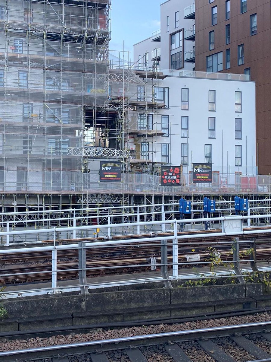 This weekend we honour those who made the ultimate sacrifice, and stand in silence to remember the heroes who have served and continue to serve our country. 

#lestweforget #remembranceday  #royalbritishlegion