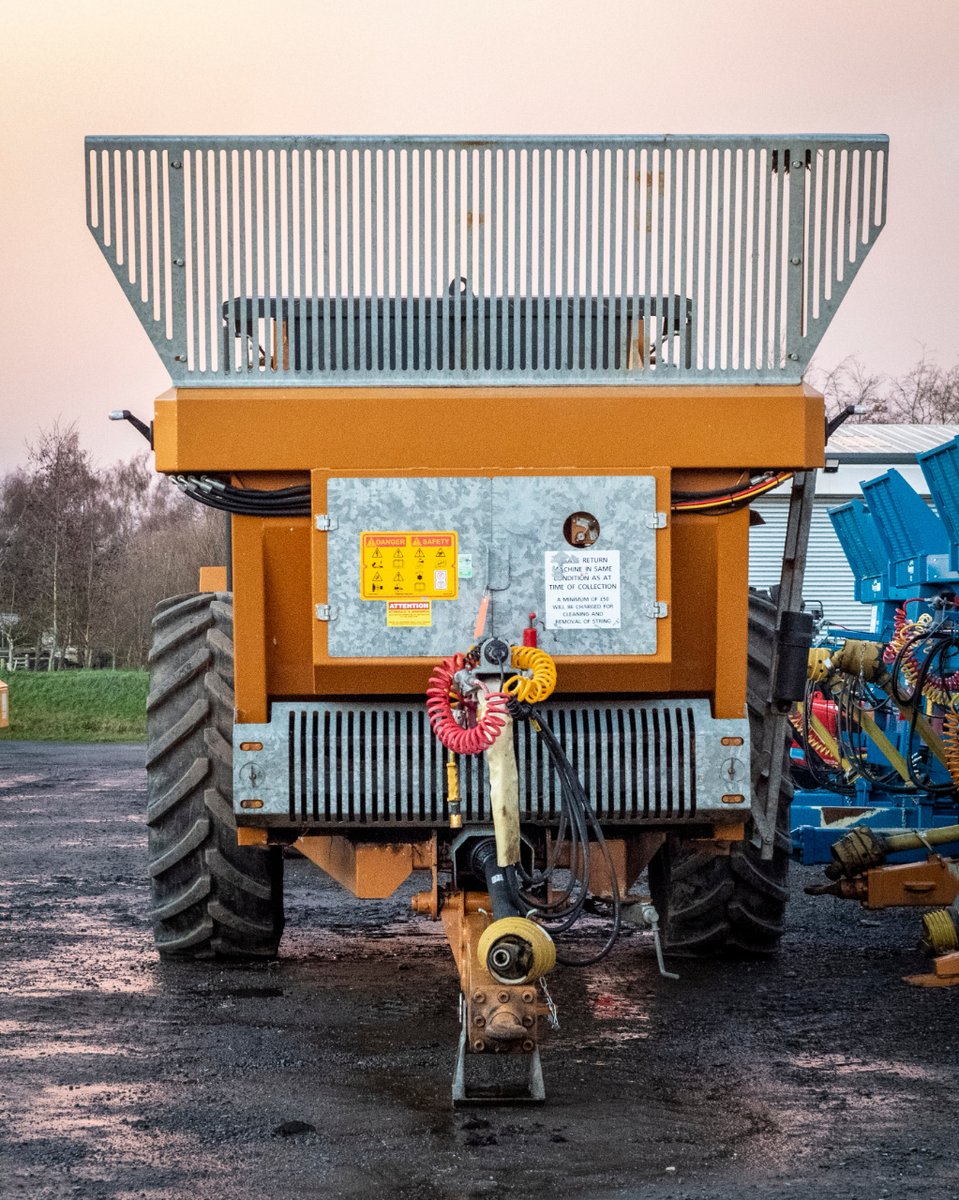 12 - 15 tonne rear discharge spreaders.
Bunning or Richard Western models.

Contact: 01249 730927, hire@sw-hire.co.uk or visit sw-hire.co.uk/hire/mucksprea…

#Hire #Muckspreader #RichardWestern #Bunning #Shortterm #LongTerm