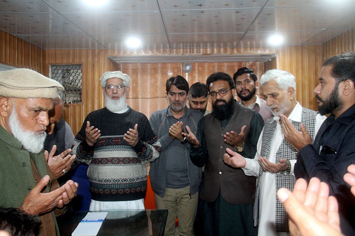 alkhidmat_rwp's tweet photo. الخدمت فاؤنڈیشن یوسی 39 زون پی پی 17 ضلع راولپنڈی میں الخدمت رازی کلینک کا افتتاح محترم سید عارف شیرازی سرپرست الخدمت فاؤنڈیشن ضلع راولپنڈی ،محترم محمد یعقوب ملک نائب صدر الخدمت فاؤنڈیشن ضلع راولپنڈی و  محسن علی صدر الخدمت یوسی 39 نے کیا۔ اس موقع پر دیگر ذمہ داران بھی موجود
#Alkh https://t.co/LbRF9GzcXj