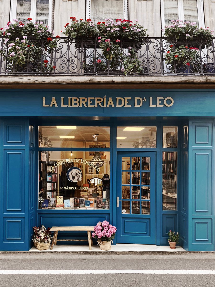 maximohuerta's tweet photo. Feliz #díadelaslibrerías https://t.co/UNuOflpFGH