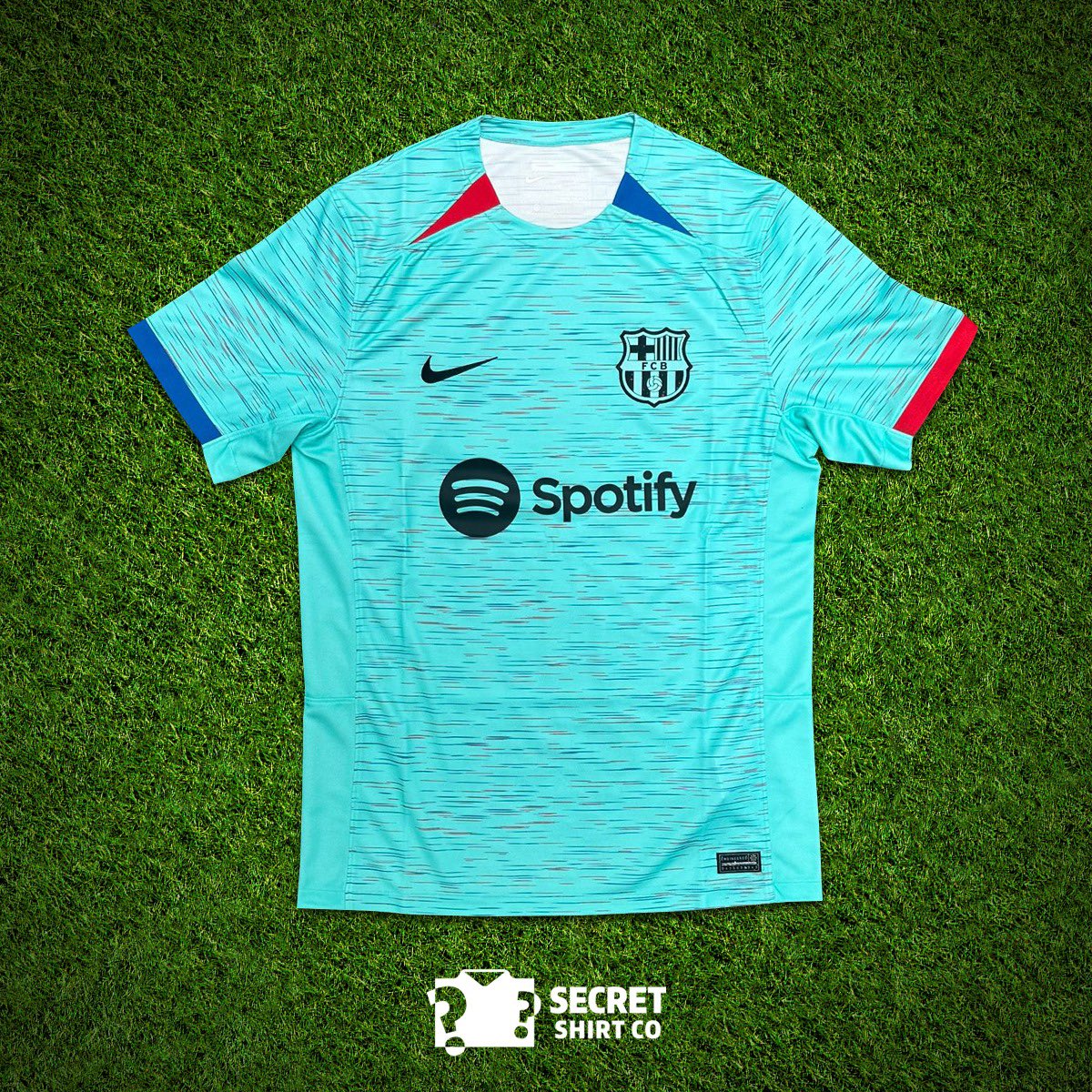 secretshirtco's tweet image. If Bukayo Saka scores ANYTIME vs Burnley today we’ll giveaway a SecretShirt.co box 📦

To enter 👇

🔄 Retweet this tweet
🤝 Follow us

Good luck!