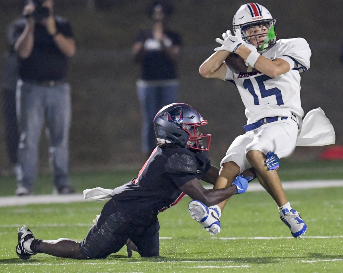 mickeywelsh's tweet photo. Pike Road gets by Homewood in AHSAA first round football playoffs @MGMAdvertiser @mgmsports #PikeRoad
Photo Gallery Here: https://t.co/zjt25uBJyx https://t.co/89YV5zD0d0