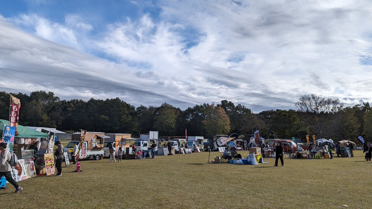 tami_frd's tweet image. バリスタと話しながら淹れてもらったカフェラテと、小麦の奴隷のパンがコラボでランチタイムです🥐
はるさんのCDも買えた✨
#AIDIA_COFFEE
#ときたまひみつきち #COMORIVER
#昭和レトロな温泉銭湯 #玉川温泉
#OutdoorPark2023