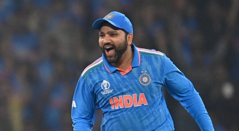 CricCrazyJohns's tweet photo. Rohit Sharma has lost just 1 match as a captain from 19 games in the World Cup &amp; Asia Cup. [ODI]

- One of the finest captains ever. https://t.co/t2yn0UVwXv