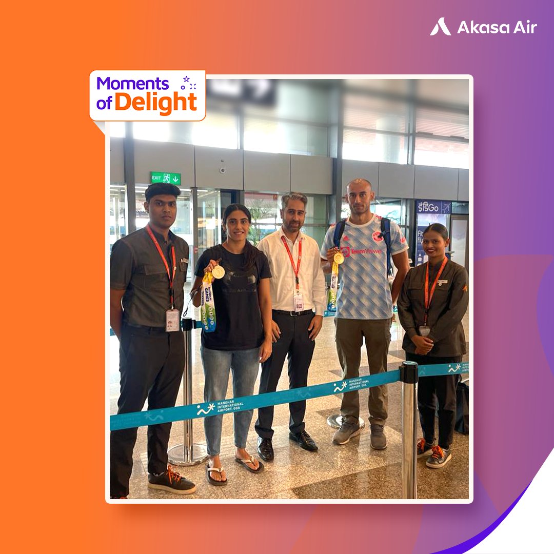 AkasaAir's tweet photo. We were delighted to have Tawseef Ahmad Khan and Rashmi Shrivastav onboard our flight from Goa. They were travelling to Mumbai after winning gold medals at the 37th National Games in Goa and were extremely happy with our services.
#MomentsOfDelight #ItsYourSky #AkasaAir https://t.co/z6V1mJB05W