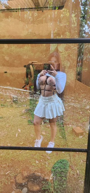 Colombiana🇨🇴💋 https://t.co/uwXqKk5OC2 https://t.co/LtSSOvWDBF