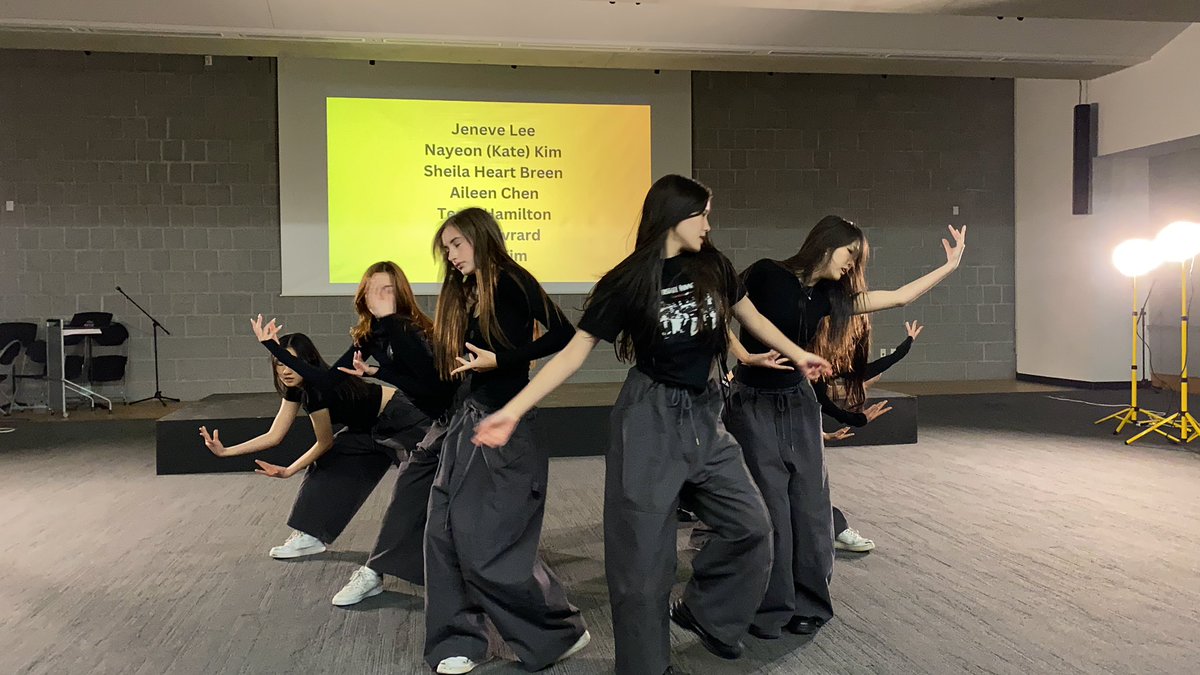 Seoul Foreign School tweet media