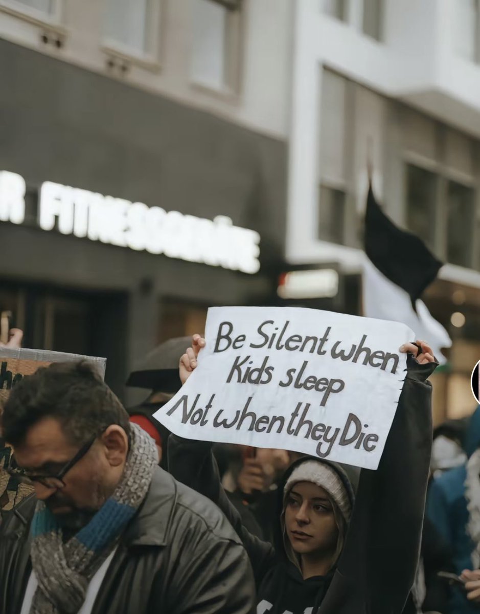 <a href="/azaizamotaz9/">MoTaz</a> Be silent when kids sleep🇵🇸💔😓