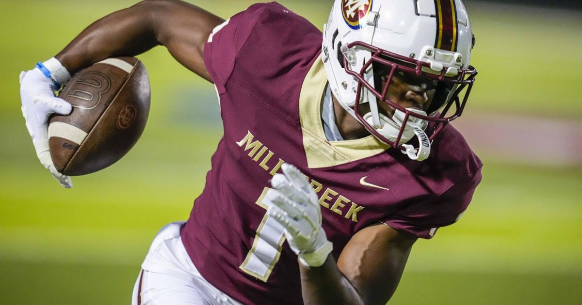 Jaiden Patterson Sparks Mill Creek to Dominant First-Round Win @mcfootballcoach @millcreekhawk @jaidenpatters15 #GwinnettFB bit.ly/3MCd4K9