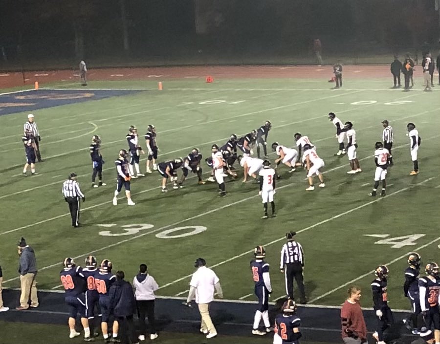 Wheeler13K's tweet image. West Springfield’s Brian Walrath prepares to take a knee in the closing moments of the Spartans’ regional quarterfinal game with Hayfield. WS topped the Hawks, 41-19, to advance to the semis against Lake Braddock.
@football_wshs @wspringspartans @SpartanWshs @novahsfootball1
