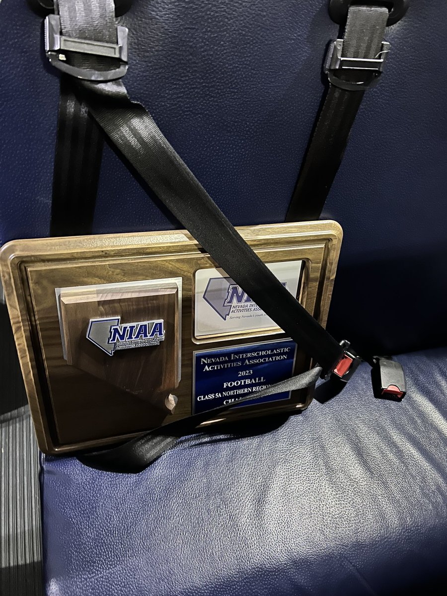 Aaron Cook tweet media