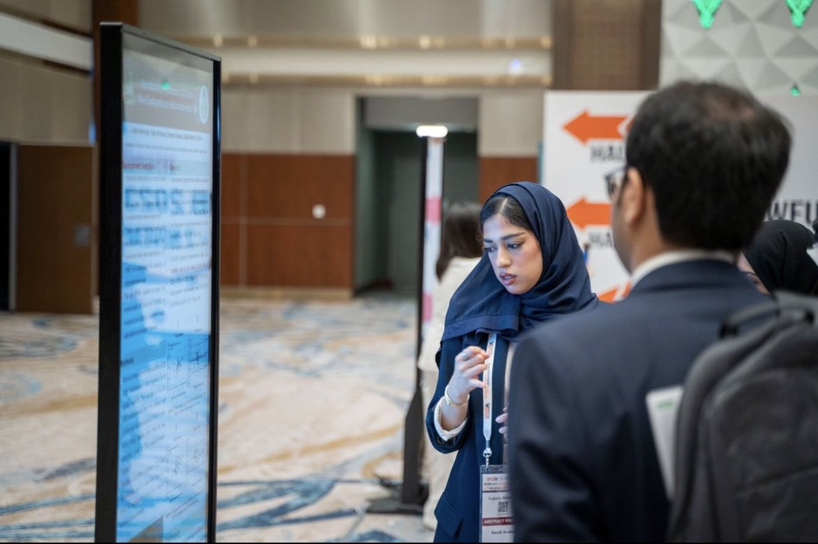 looj87's tweet photo. I'm honored to present my poster at the Ultrasound World Congress, thanks to the guidance of my research mentors, Dr. Salahaden and Dr. Rawan. Grateful for their constant efforts, ongoing support, and encouragement.
@SalahadenSul 
@r_abdeen117 

#WFUMB2023
@WFUMB https://t.co/0dSUxXEL1l