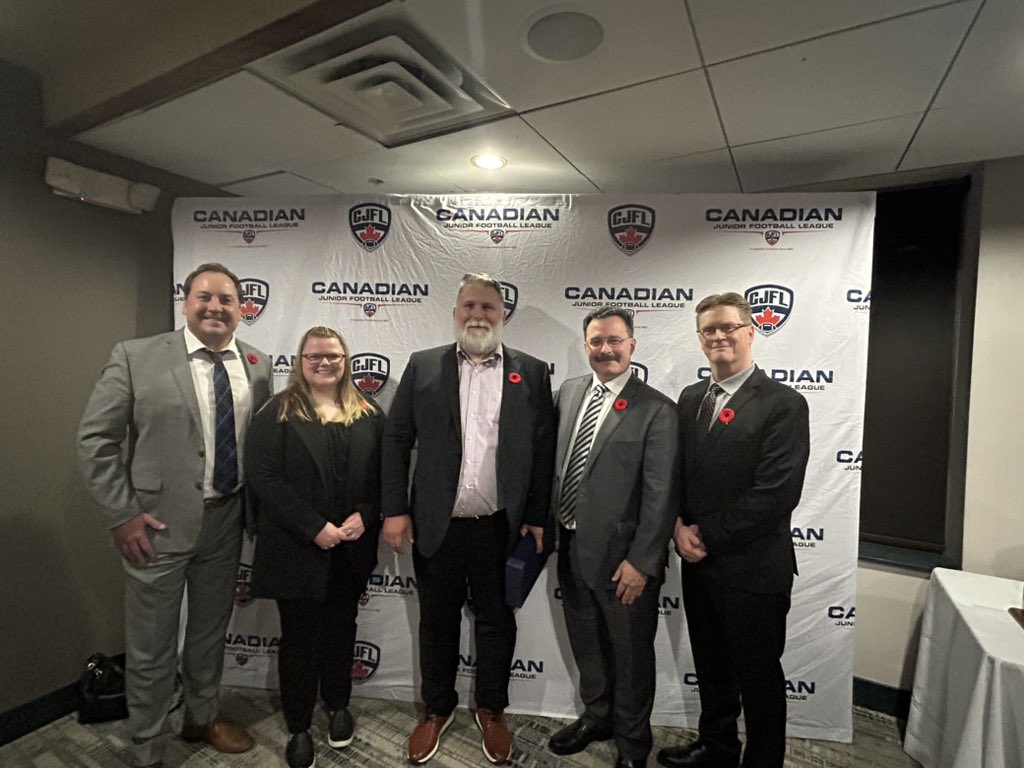 Edmonton Wildcats (@ewcats) on Twitter photo So proud of our guy <a href="/dparkcats/">Darcy Park</a> on being honoured with the 2023 CJFL Life Member award! Congrats!!!
#Wildcats2023 So proud of our guy <a href="/dparkcats/">Darcy Park</a> on being honoured with the 2023 CJFL Life Member award! Congrats!!!
#Wildcats2023
