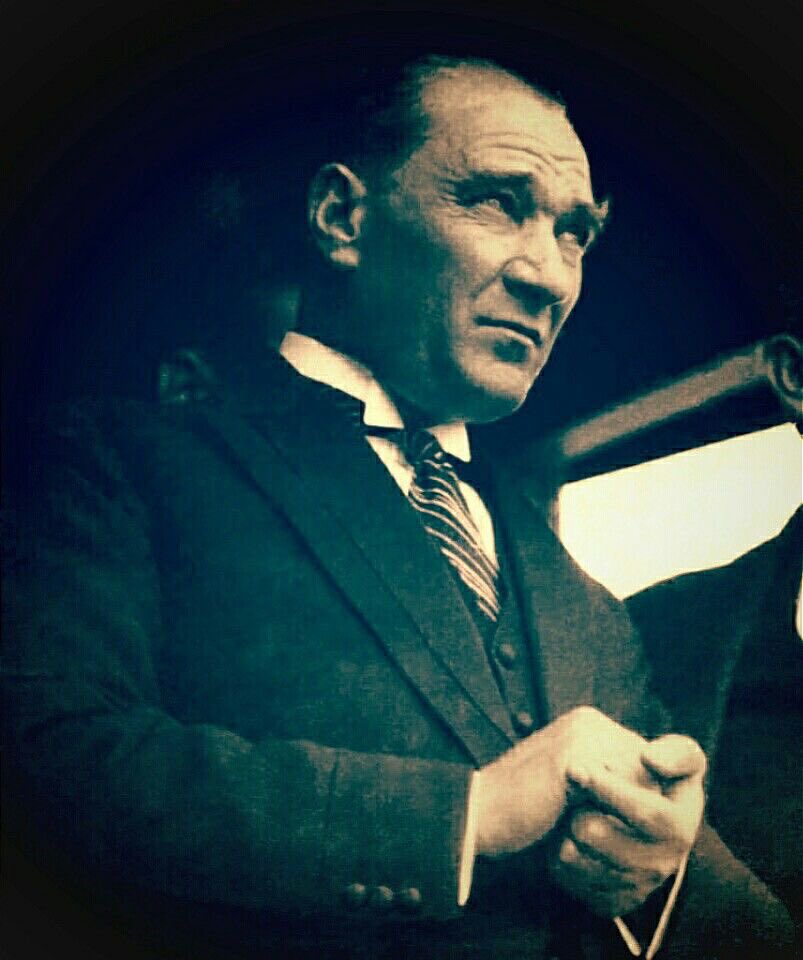 Atatürk karşıtı olan hiçbir görüşe, Atatürk düşmanı olan hiç kimseye saygımız yok!