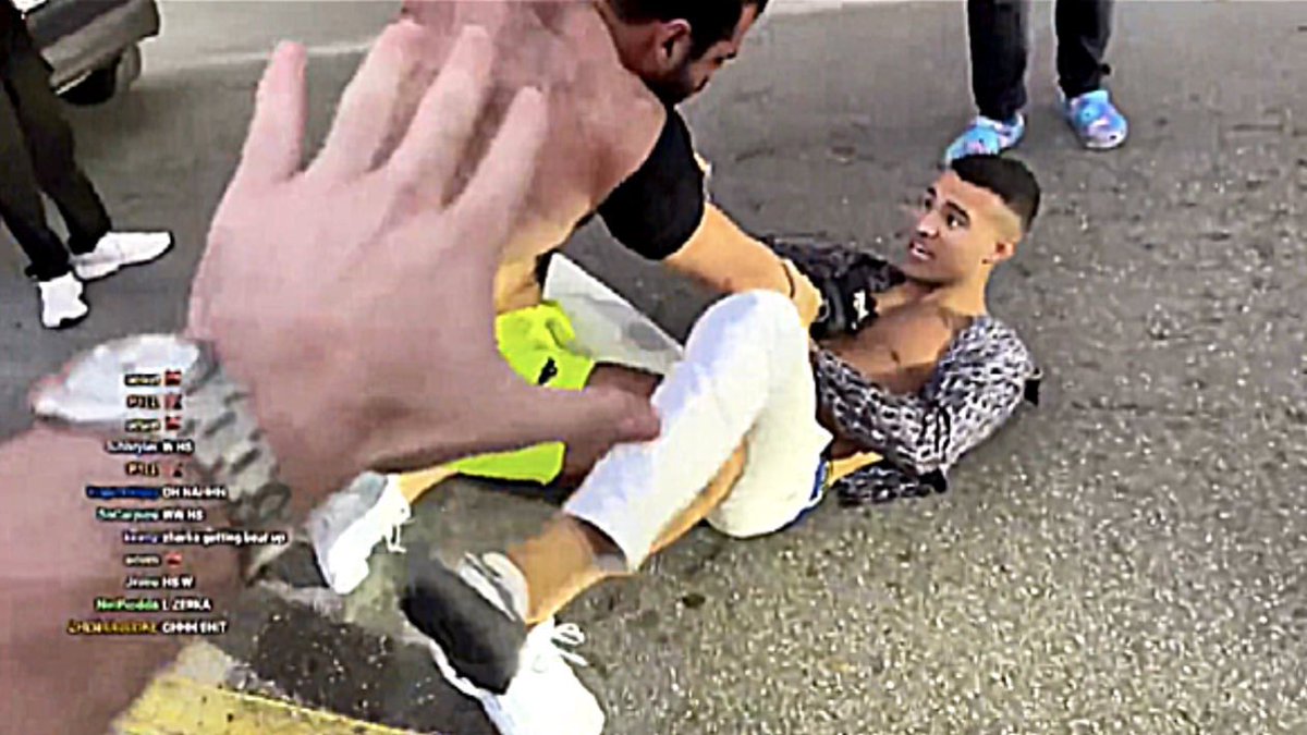 ZherkaOfficial's tweet image. Zherka pls Zherka its done pls Zherka COPS! 

😂🤣😂😂