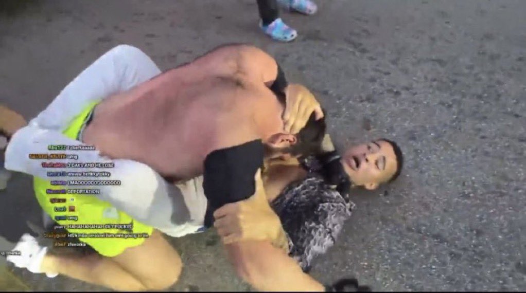 ZherkaOfficial's tweet image. Zherka pls Zherka its done pls Zherka COPS! 

😂🤣😂😂