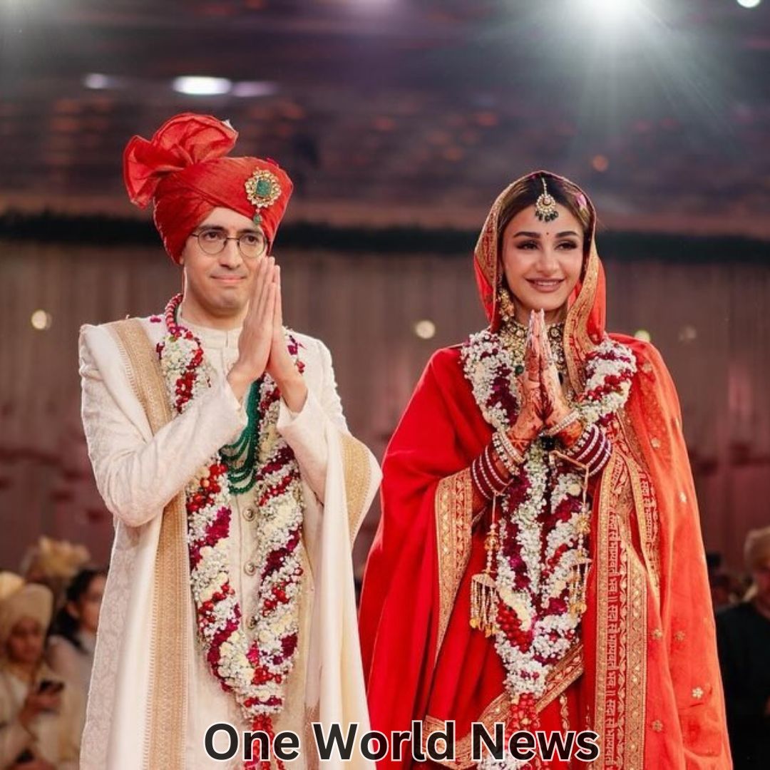 Aditi Arya, former Miss India and business mogul Jay Kotak just tied the knot in a traditional wedding in Mumbai
.
.
#udaykotak #udaykotakson #jaykotak #jaykotakwedding #marriage #wedding #oneworldnews #own #traditionalwedding #mumbai #mumbainews #missindia #aditiarya #knot