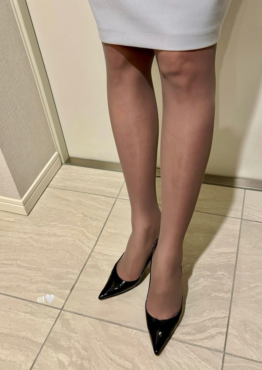 お着替えしました✨
アツギ アスティーグ【圧】のグレーストッキングで❤️
いってきます👋 https://t.co/mJdt2tzeJH