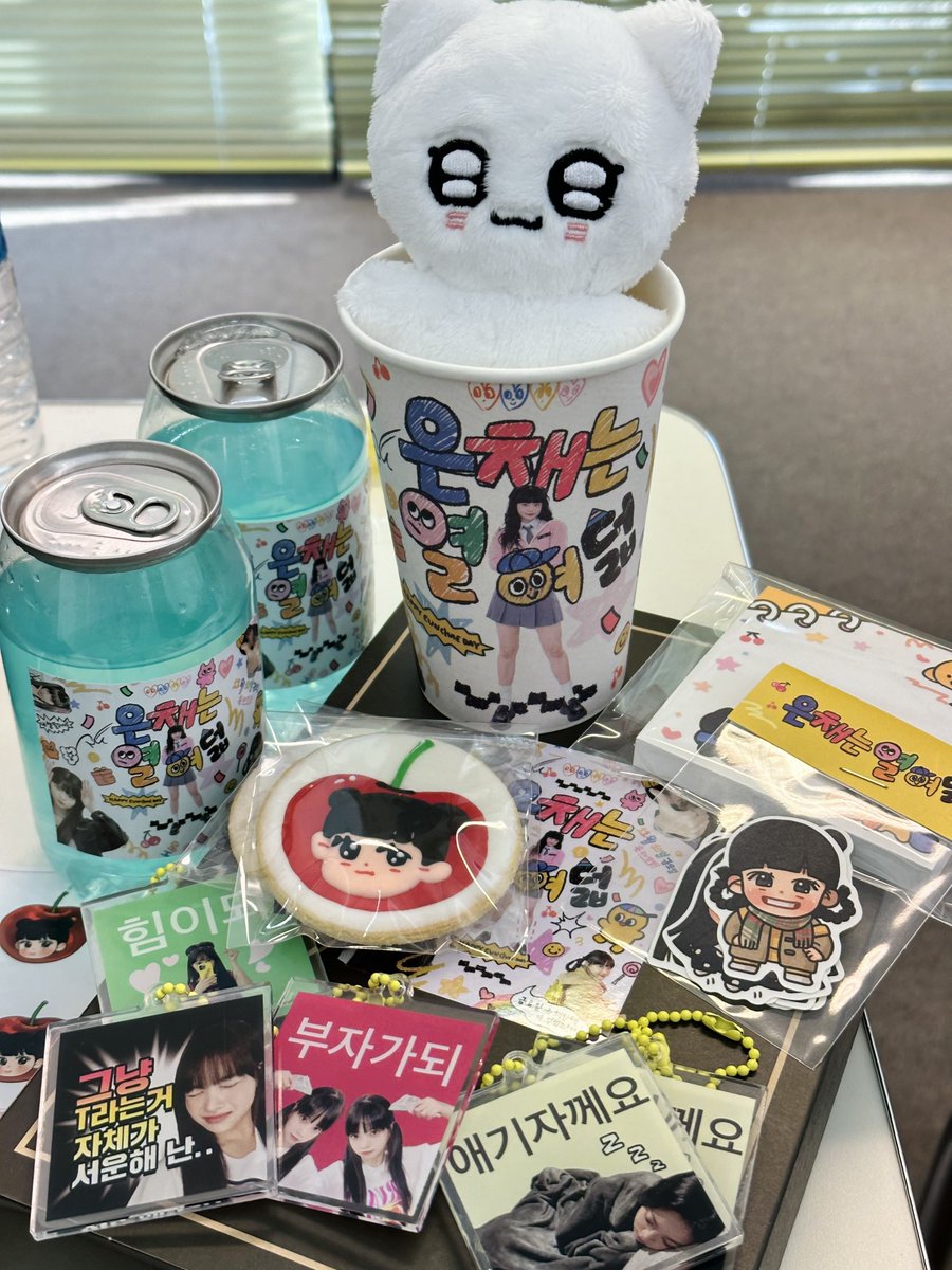 ᙏ̤̫  지구에서 젤루 멋쟁이 은채 생일을 맞이하여 1인 3개씩 쓰레기 줍기 챌린지 완료 🎉 ʚဝိူɞ

 #홍은채생일_빵빠레불며축하