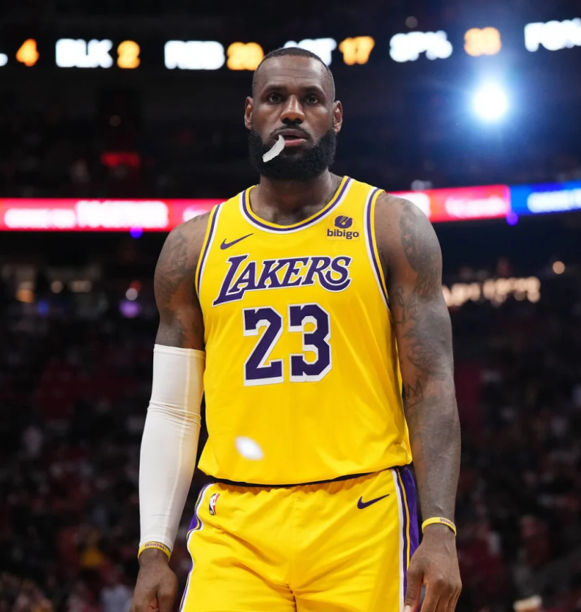 50 Nuances 🇺🇸🏀 tweet media