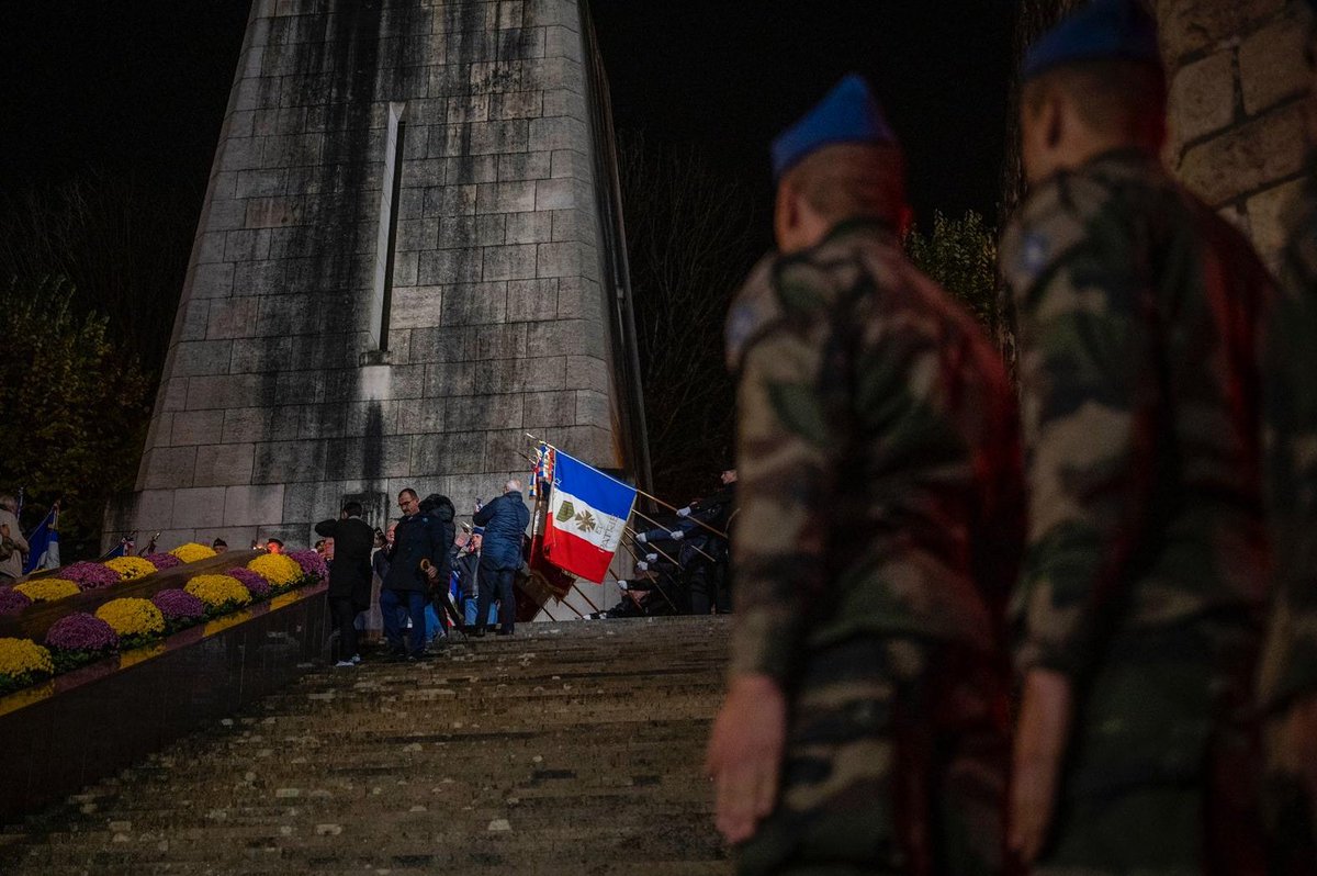 LA FLAMME NE S’ÉTEINDRA PAS
11 Novembre 1923, André Maginot, ministre de la Guerre, allumait pour la 1ère fois la Flamme du Souvenir. Depuis, elle ne s’est jamais éteinte.
Nous célébrons ses 100 ans partout en 🇨🇵.
L'EMAC à Verdun et aux Éparges car
#VotreHistoireNotreHistoire
