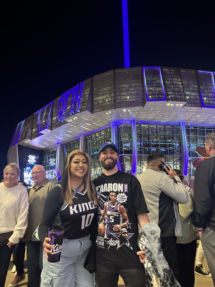 KweenChai's tweet photo. LIGHT THE BEAM !!!! 🟪🟪🟪

@SacramentoKings 
#lightthebeam https://t.co/NrrTPnqogu