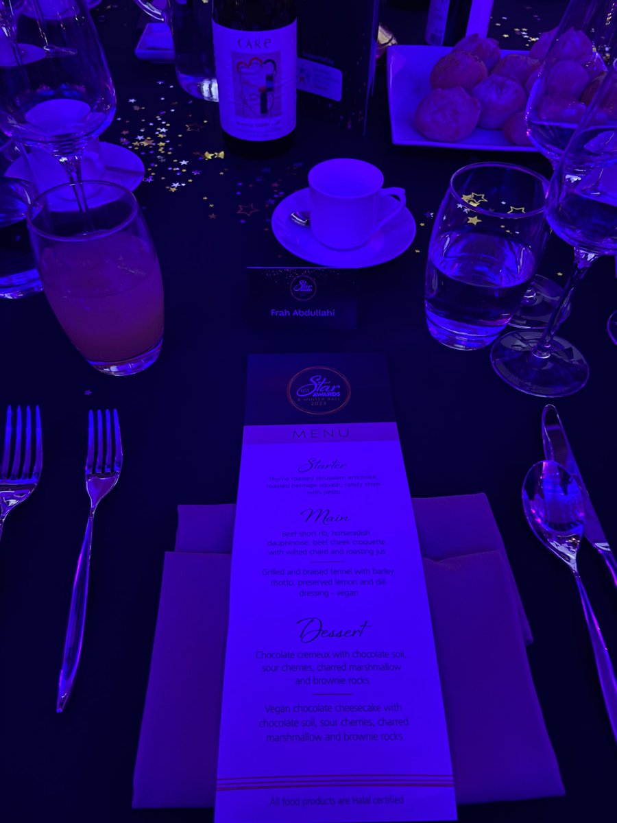 Frah_A's tweet image. Had such a lovely time at the @LG_NHS Star Awards last night with @LibbySLT! So lovely to see colleagues all dressed up and get a chance to celebrate everyone! 💃🏾✨