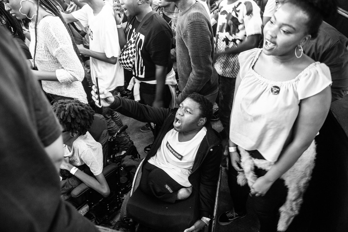 CottonFestJHB's tweet image. A mosh pit is where real friendships are made!🔥
Follow the link in our bio to get your festival ticket.📲
Powered by: @castlelitesa @CocaCola_ZA @KlipdriftBrandy @hunterscider @Count_Pushkin @4thstreetwine @YouthXByNedbank @TRACE_Inter @Vuse_ZA @PUMASouthAfrica @RedBullZA
#UCFSC