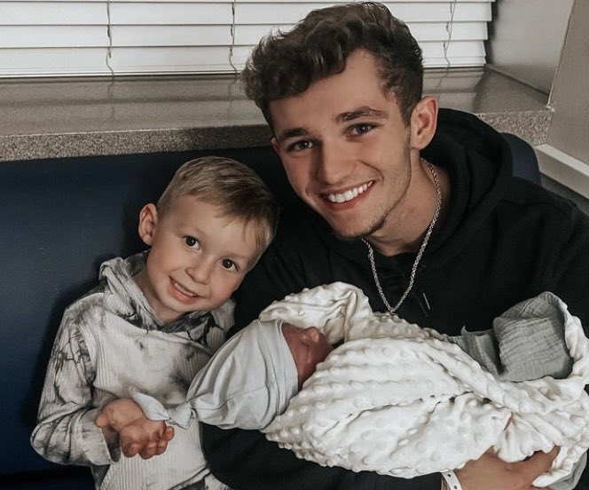 TlcBad's tweet photo. Welcome to the world baby James Richard Della IV!🎉🍼 Comgratulations to Jenna, JJ and Luca. https://t.co/MWEcYQwEbr