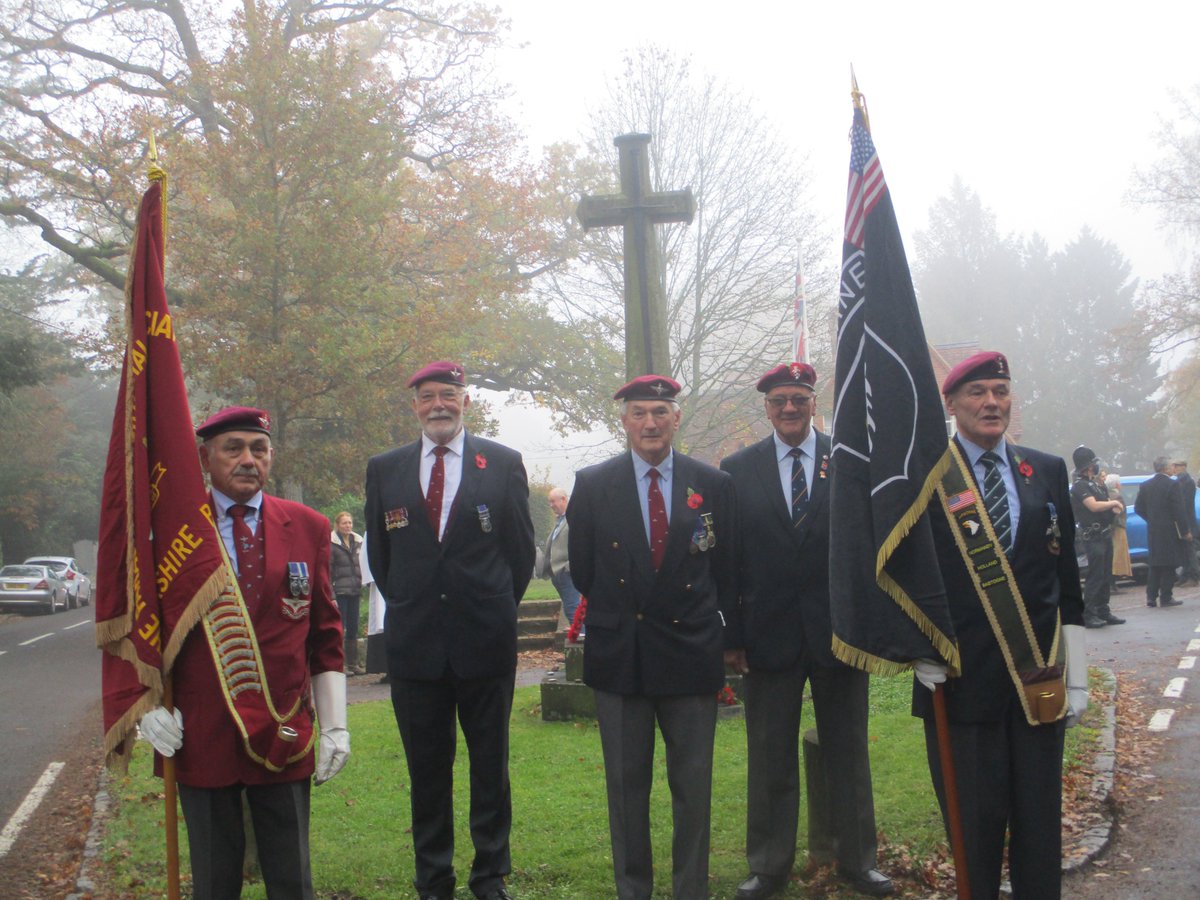 11.11 no need to explain it simple.....stop for 2 mins at 11 am #WeWillRememberThem