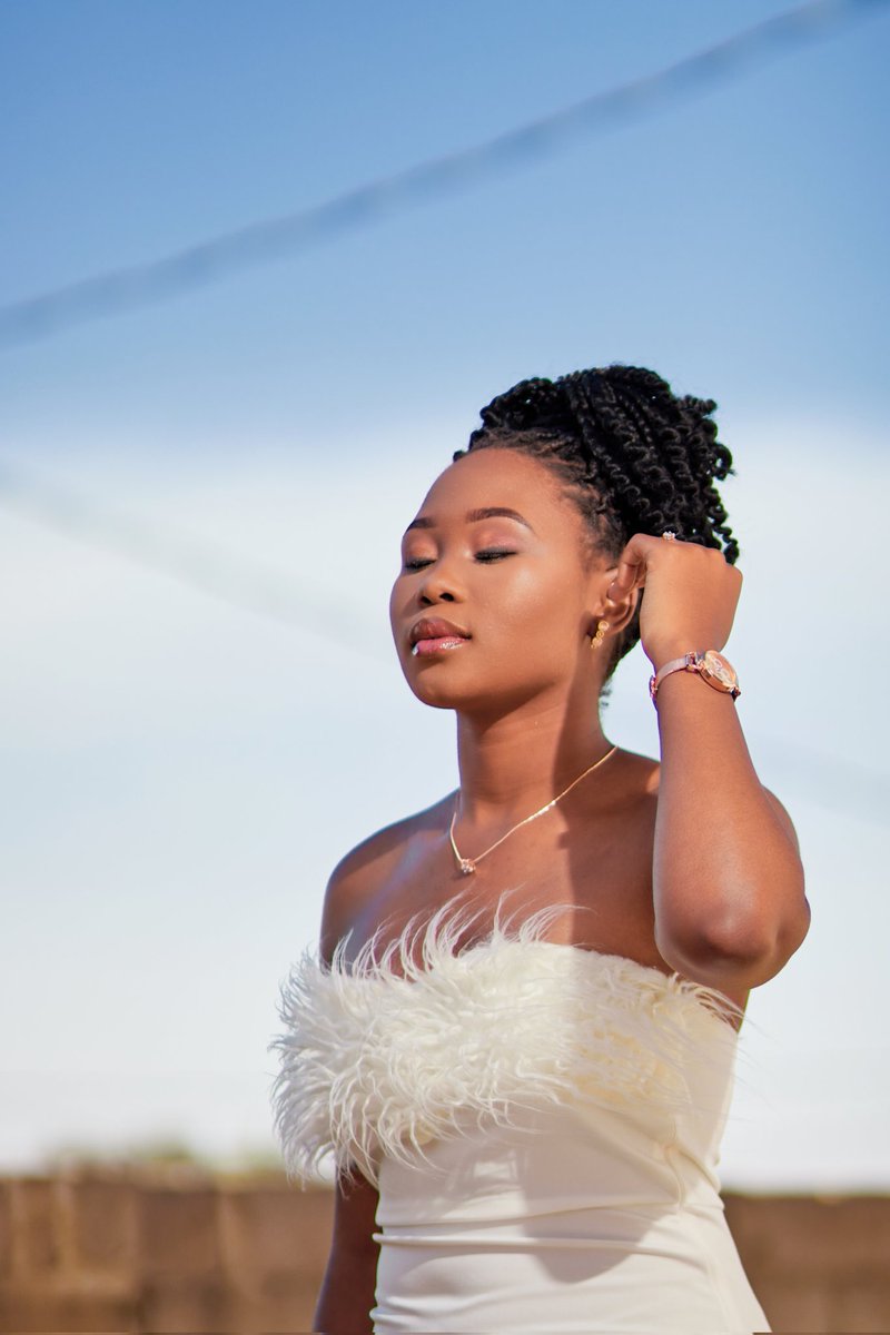 Book your shoot with us on 081 574 5915

#fypviraltwitter #portraitphotography #photography #allwhite #HappyBirthday