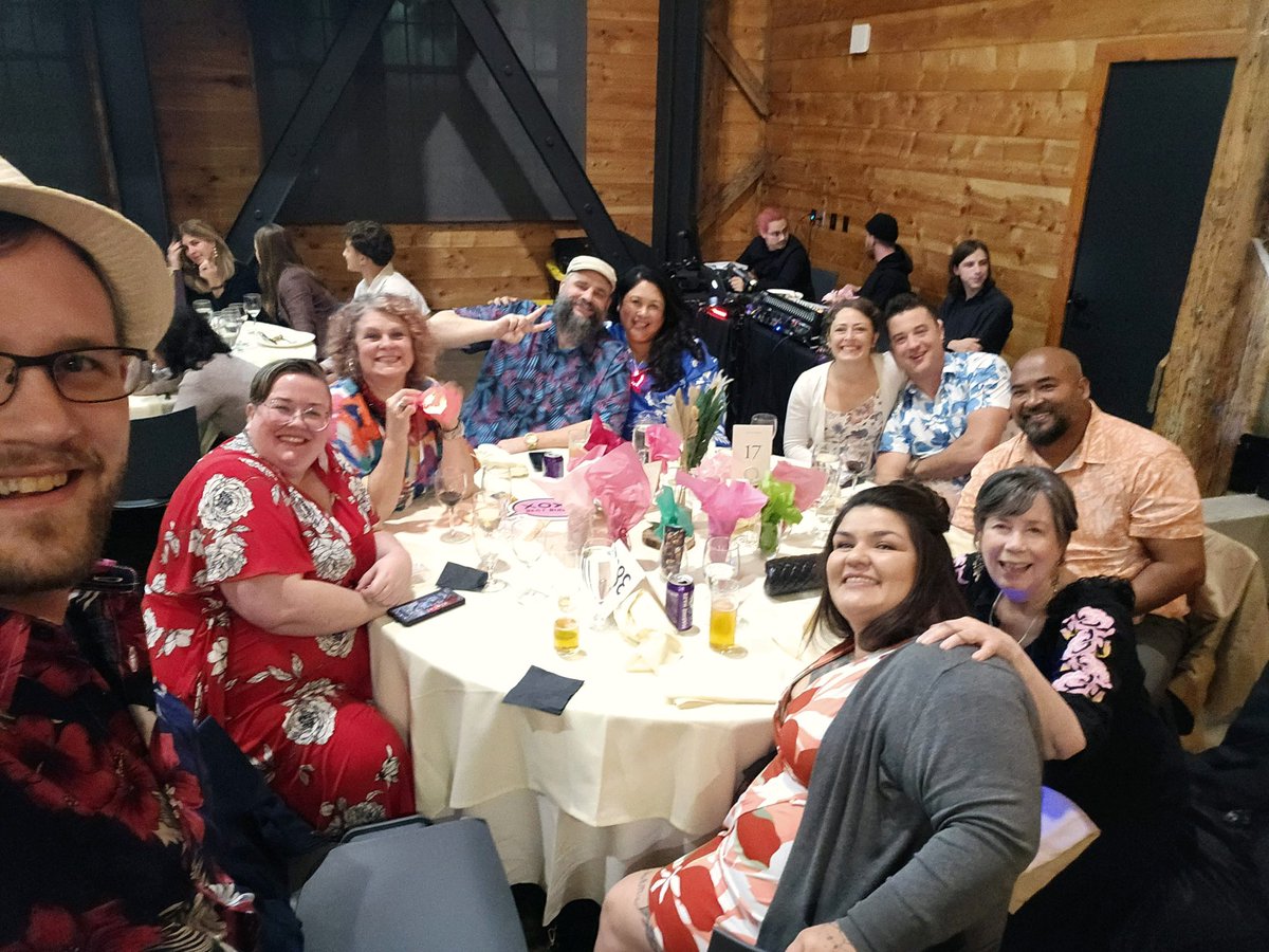 DocJCLuebke's tweet image. We had so much fun tonight at the Best Buddies in Oregon Champion of the Year fundraising gala supporting programs for people with intellectual and developmental disabilities (ID/D)!

#DisabilityInclusion #BestBuddies #TeamRelay