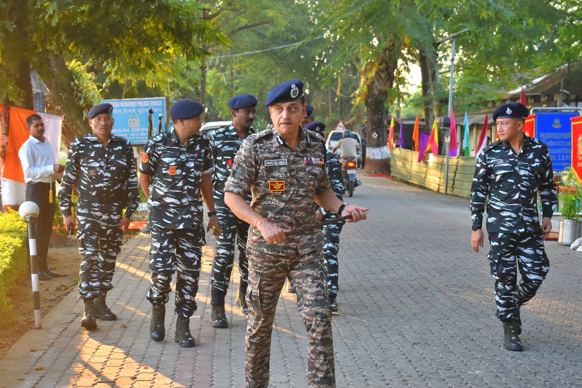 northeast_zone's tweet photo. Assam/09.11.2023

Additional Director General, NE Zone #CRPF, Binod Kumar Singh, IPS, visited 149 BN #Shivsagar : reviewed the morale, discipline , welfare &amp; ops preparedness  &amp; encouraged the officers &amp;  jawans for displaying  high level of team spirit &amp; ops performance. https://t.co/0cOTzIcyo3