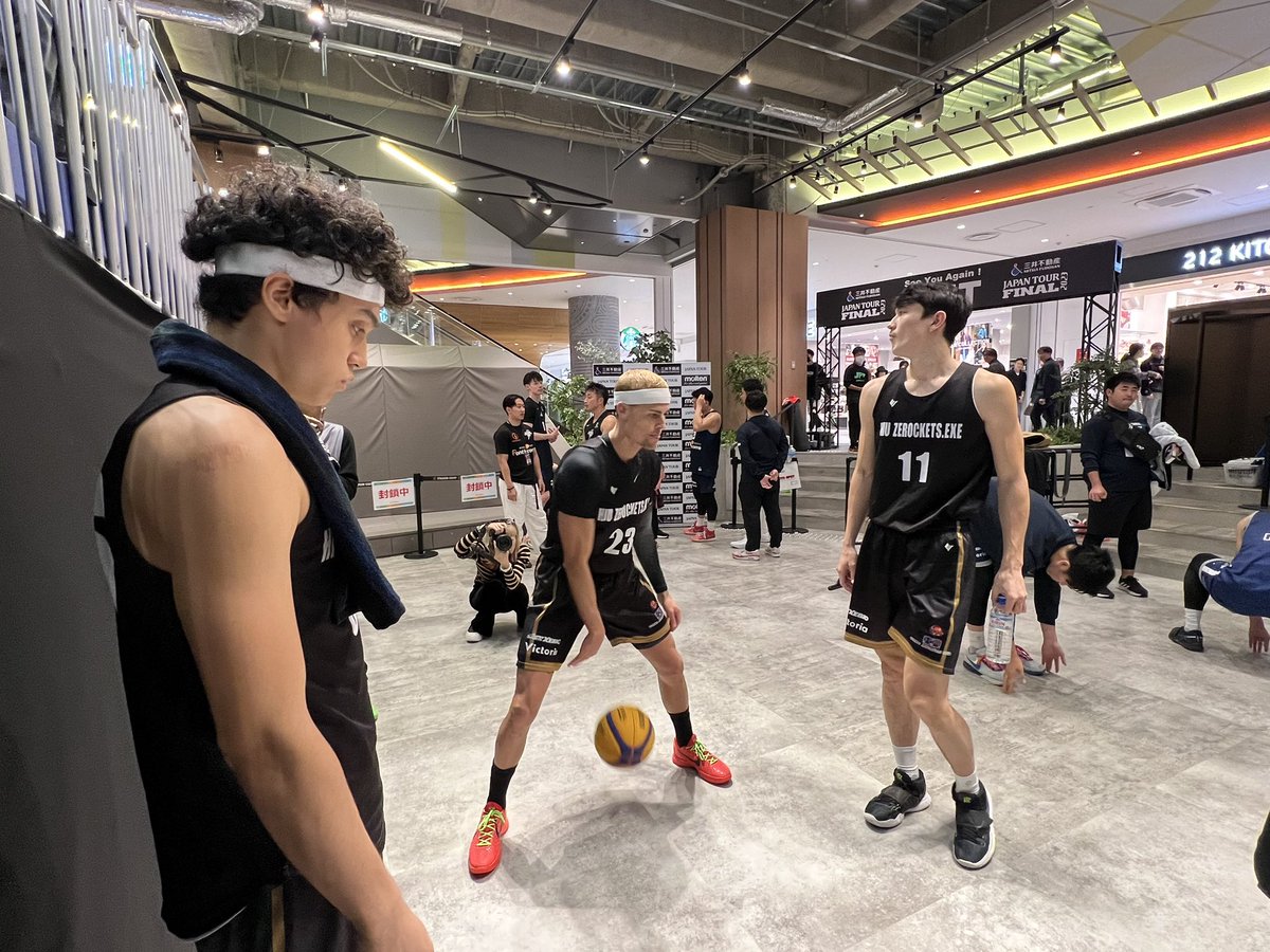 hiuzerockets's tweet photo. いよいよ本日、日本一をかけた戦い🔥
間もなくです❗️
配信でも見れますので是非👀

配信はこちら💁‍♂️
https://t.co/bcUnrnZAkj

@takapon_jp https://t.co/GpmwbkusvS